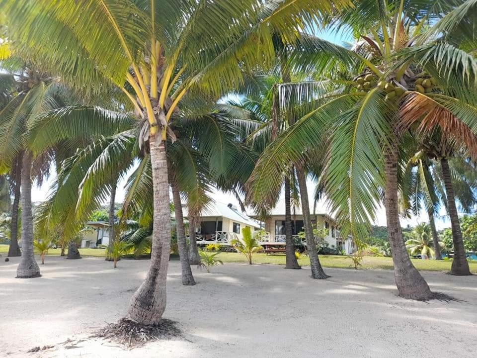 Paparei Beachfront Bungalows, Aitutaki Arutanga ภายนอก รูปภาพ